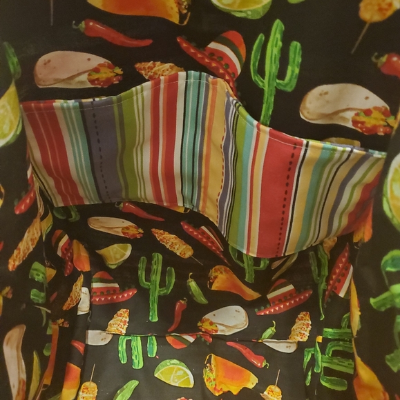 Large Tote Bag with Face Mask - Picture 4 of 4